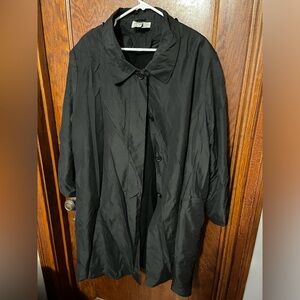 Roaman’s black jacket size 28